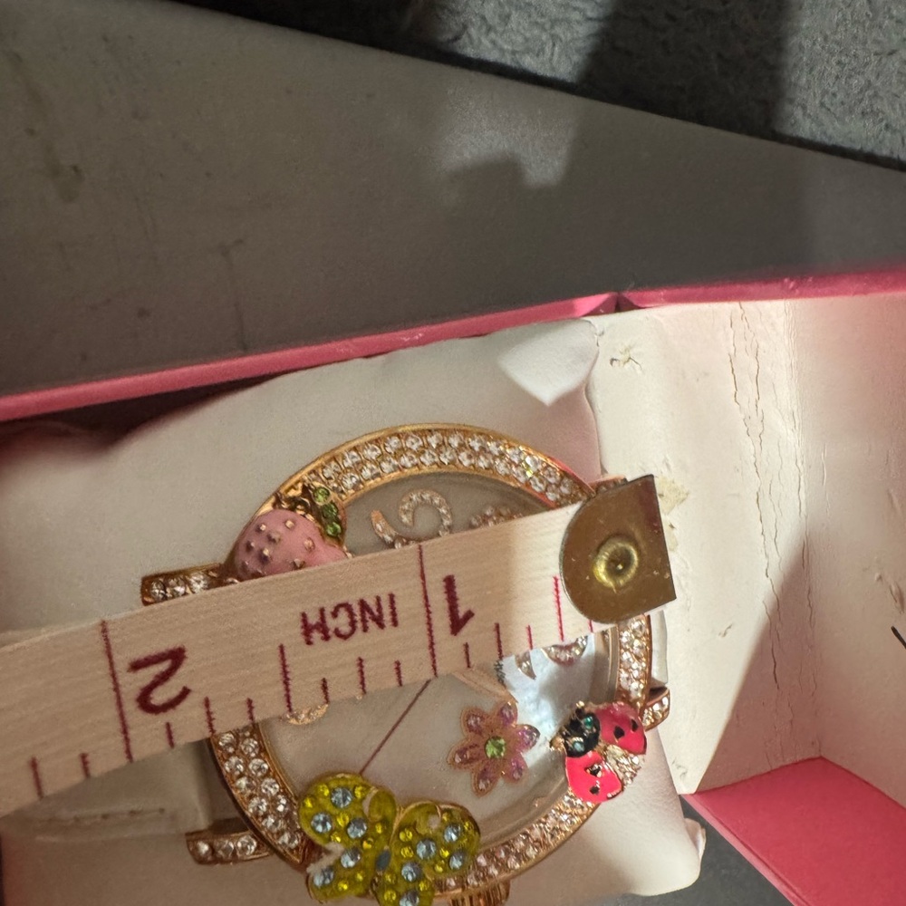 Betsy Johnson crystal watch - Picture 5 of 5